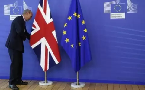 Reino Unido propone a la UE no aplicar Brexit en Irlanda del Norte temporalmente