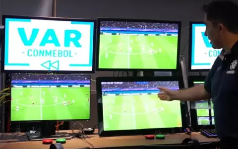 Conmebol suspende a los �rbitros de Cerro Porte�o-Fluminense