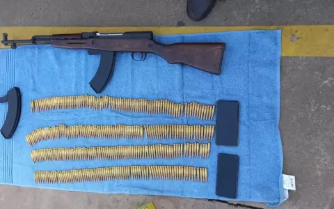 Luque: Imputan a militar del Gabinete Presidencial por intentar vender un fusil AK 47
