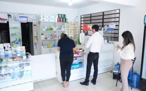 Industria farmac�utica reclama al Gobierno deuda de USD. 106 millones