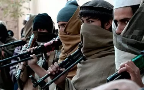 Cayeron en poder de los talibanes otras tres capitales provinciales