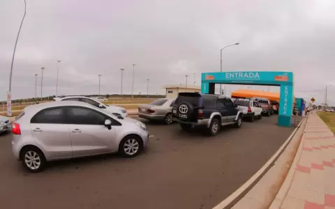 Se vuelven a ver vacunatorios con gran concurrencia