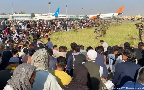 La OTAN mantendr� tropas en aeropuerto de Kabul mientras dure la evacuaci�n