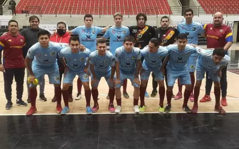 Sim�n Bol�var y Jos� Meza definir�n el t�tulo de la Copa de Oro