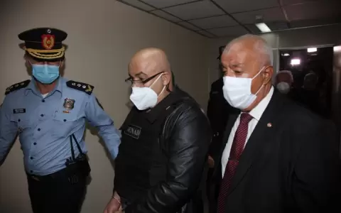 Exigen difusi�n de nombres de pol�ticos que proteg�an a Kassen