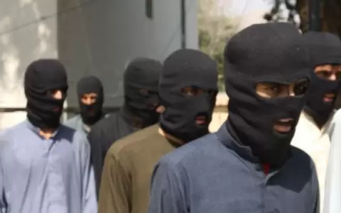Qu� se sabe del ISIS-K, grupo del Estado Isl�mico enemigo de los talibanes detr�s de ataques al aeropuerto de Kabul