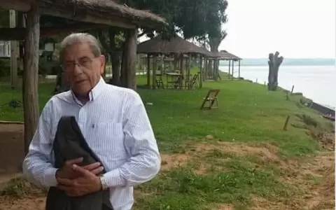 Feliciano Acosta en el Festival Internacional de Poes�a de Medell�n