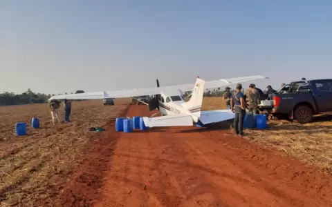 Incautan avioneta en pista clandestina y detiene a seis personas en Alto Paran�