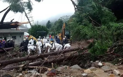 Lluvias torrenciales causan inundaciones y desprendimientos de tierra en Jap�n