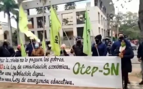 Docentes, m�dicos e ind�genas tambi�n se movilizan este martes