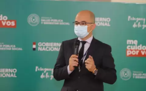 Salud anuncia confuso calendario de Moderna, Astrazeneca y Pfizer