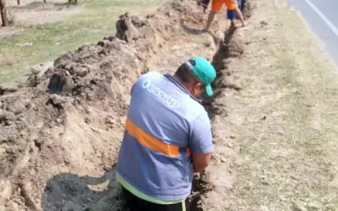 Contin�an obras para mejorar servicio de agua potable en Pilar