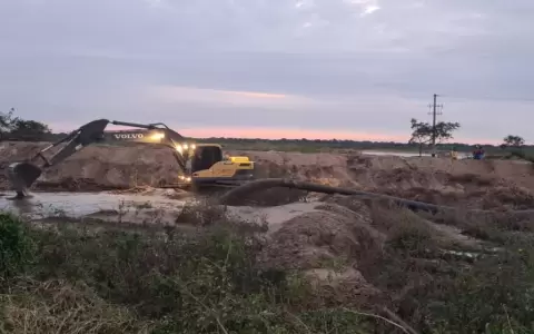 Inician trabajos de refulado para construcci�n de la Costanera Sur