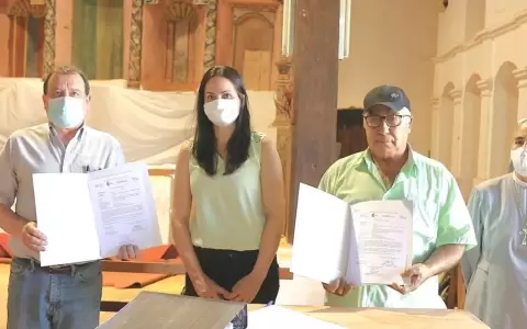 Iglesia de San Joaqu�n y Santa Ana: se firm� el acta de inicio de obras