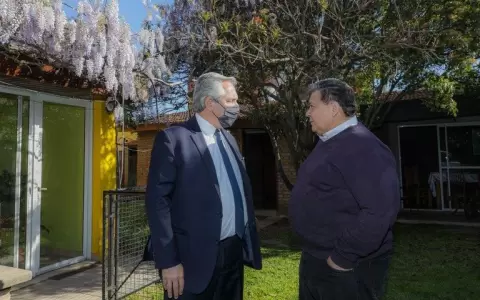 Crisis en el gabinete del gobierno argentino: Fern�ndez, por ahora, no har� cambios