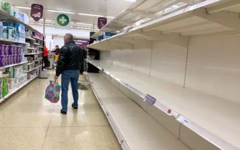La triple crisis que enfrenta Reino Unido y que podr�a traer un nuevo "invierno del descontento"