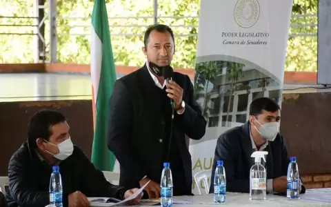 Intendente colorado dej� la ANR y se afili� al PLRA