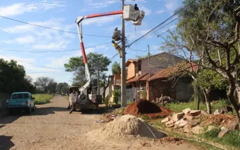 Denuncian cortes de energ�a en algunos barrios de Central.