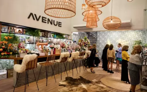 Avenue: La satisfactoria experiencia de comprar en un bar