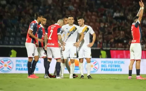 Chato empate entre Cerro Porte�o y Guaran� en la Nueva Olla