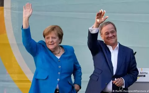 Merkel pide votar por Laschet por "el futuro" de Alemania