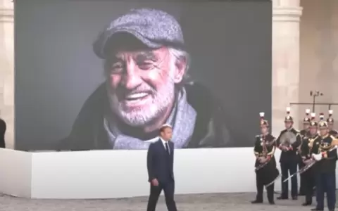 Con honores militares, y al son de Ennio Morricone, Francia despidi� a Jean-Paul Belmondo