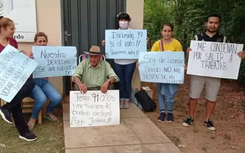 Colorados en Jos� Leandro Oviedo denunciaron ser excluidos del padr�n electoral