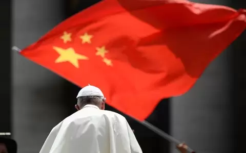 El Vaticano confirma acercamiento a China y ordena un nuevo obispo para Wuhan
