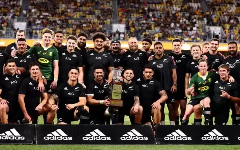 Los All Blacks vencen a los Springboks y alzan su s�ptimo t�tulo
