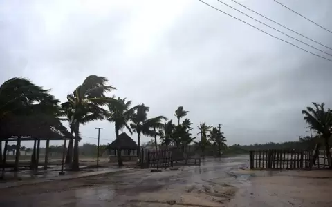 El hurac�n Ida deja cuatro muertos y un mill�n de personas sin electricidad