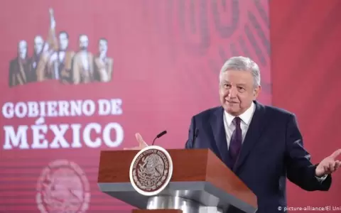 L�pez Obrador revela �pacto de silencio� sobre el muro entre �l y Trump