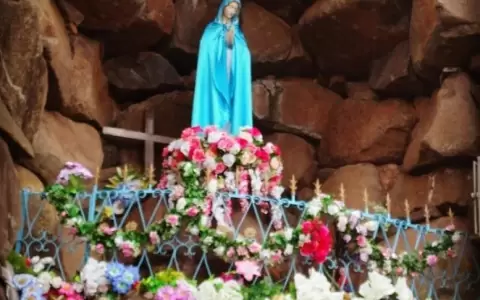 Santuario de la Virgen de Itacu�, oraci�n y fe a orillas del Paran�