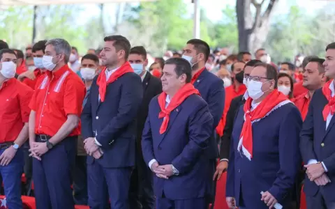 Abdo Ben�tez: �Peleas apasionadas siempre van a haber en el interior del partido�