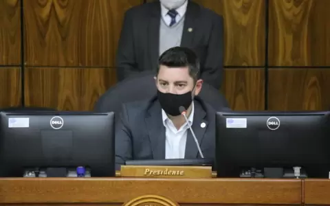 �Giuzzio es el peor ministro del Interior", asegur� Alliana tras disturbios frente al Congreso