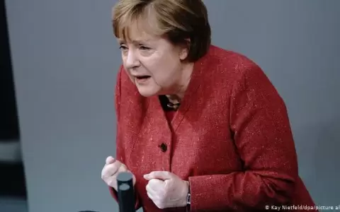 Los talibanes invitaron a Angela Merkel a visitar Afganist�n