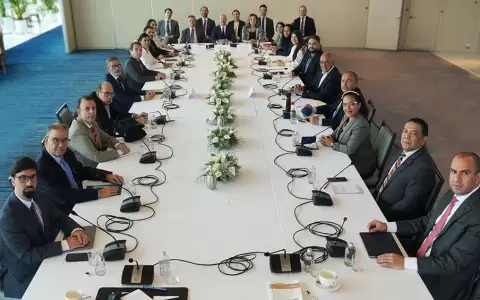 Venezuela: Sin grandes anuncios, culmin� otra ronda de di�logo entre Gobierno y oposici�n