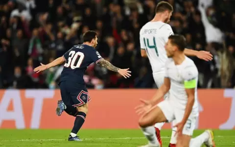 Con un golazo de Messi, PSG vence al Manchester City de Guardiola