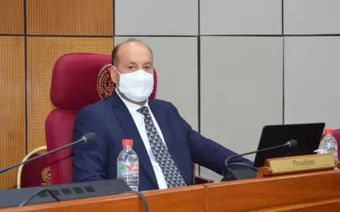 Cachito debatir� con bancada oficialista antes de presentar pruebas contra Cal�