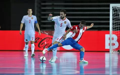 Futsal FIFA: La Albirroja cae ante Espa�a en el debut mundialista
