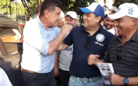 Alegre sella unidad con Nakayama y vaticina duro golpe a "Nenecho"
