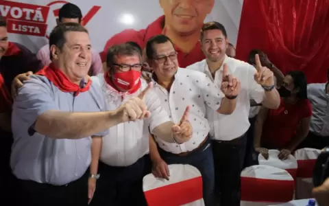 Mario Abdo, el gran ausente en el "abrazo republicano" de Coronel Oviedo
