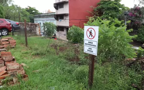 Verificaron situaci�n del muro de la Iglesia de La Encarnaci�n