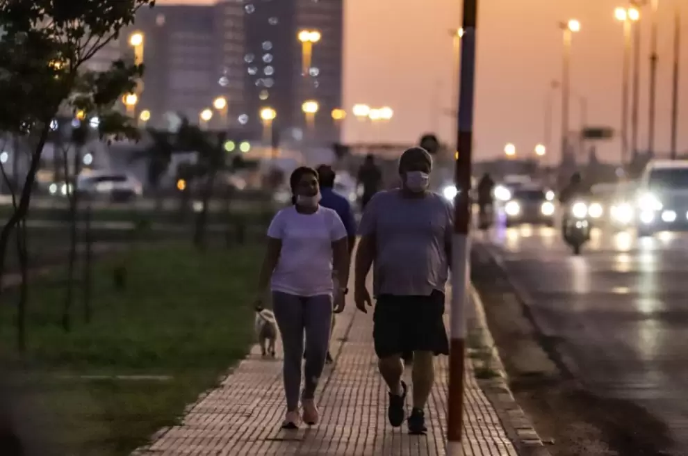 Movimiento, agua y comida saludable para prevenir la obesidad