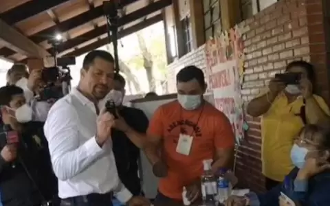 CDE: Ulises Quintana vot� y destac� jornada electoral tranquila