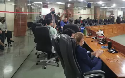 Concejales dejan sin qu�rum la sesi�n para aclarar compras por pandemia