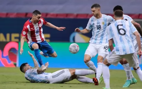 El historial de enfrentamientos entre la Albirroja y Argentina