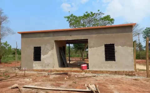 Avanza construcci�n de 325 viviendas para pueblos originarios