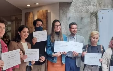 Entrega del Premio ASGAPA a la escritura cr�tica a ganadores y mencionados