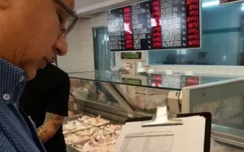 Reducci�n de precio de ganado al gancho no llega a carnicer�as