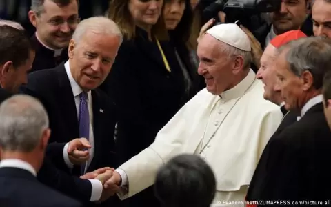Joe Biden lleg� al Vaticano para encontrarse con el papa Francisco